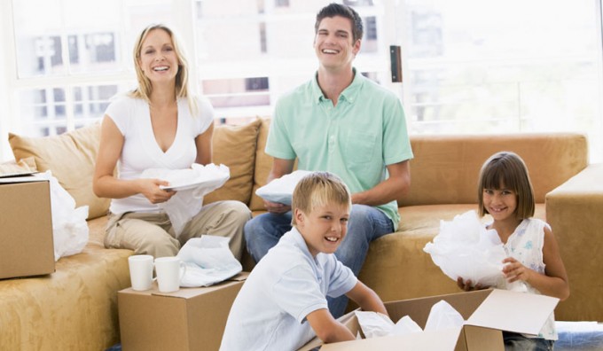 Privatumzug, Umzug, Verpackungsmaterial, Möbelwagen, Dresden, Cottbus, Hoyerswerda, Umzugskartons Privatumzug, Umzug, Verpackungsmaterial, Möbelwagen, Dresden, Cottbus, Hoyerswerda, Umzugskartons